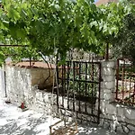 Milena * Trogir
