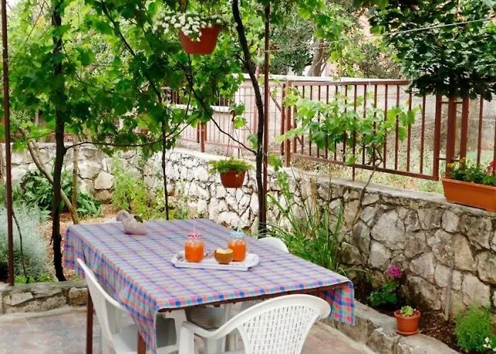 Apartment Apartment Milena Trogir